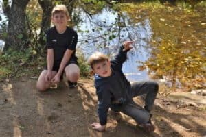 Feriencamps Kärnten, Kinder im Wald 