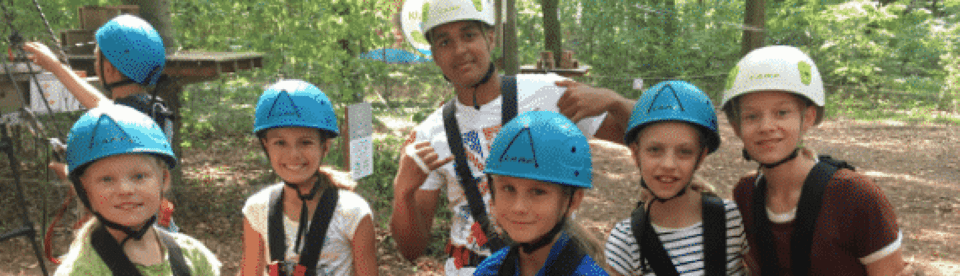 Gruppe im Kletterwald