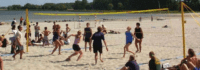 Volleyballturnier am Strand von Majuwi