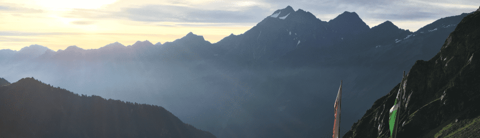 Sonnenuntergang über den Alpen