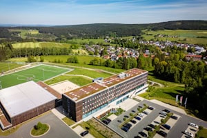 Gelände der Unterkunft von oben