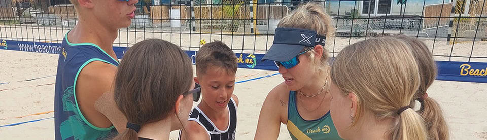 Kinder haben Spaß im Beachvolleyballcamp Witten