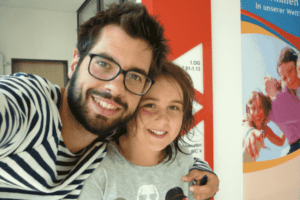 Englischcamp Betreuer und Kind