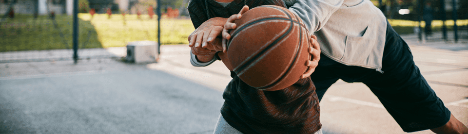 Basketballmatch im Feriencamp