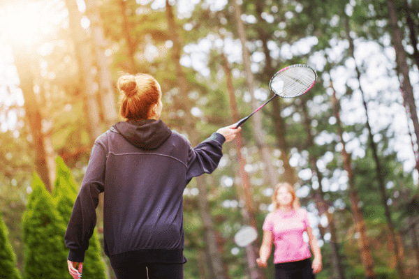 Badminton im Englisch und Action Camp