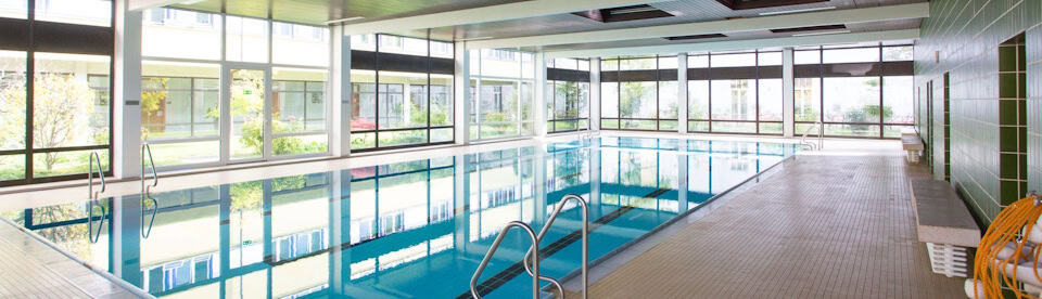 Hauseigenes Hallenbad