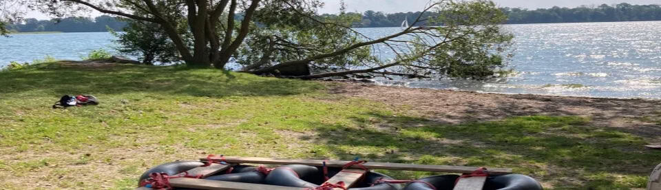 Floß am Schweriner See