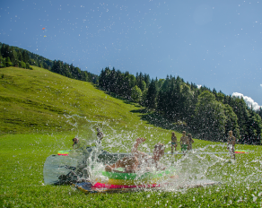 Wasserbad in Kössen