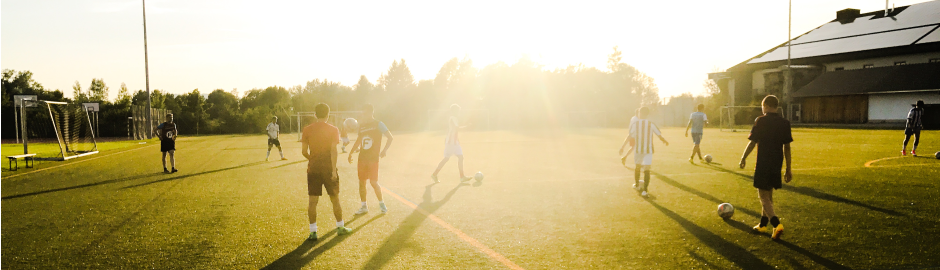 Fußballtraining bei Sonnenschein