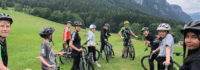 Kinder bei Mountainiketour