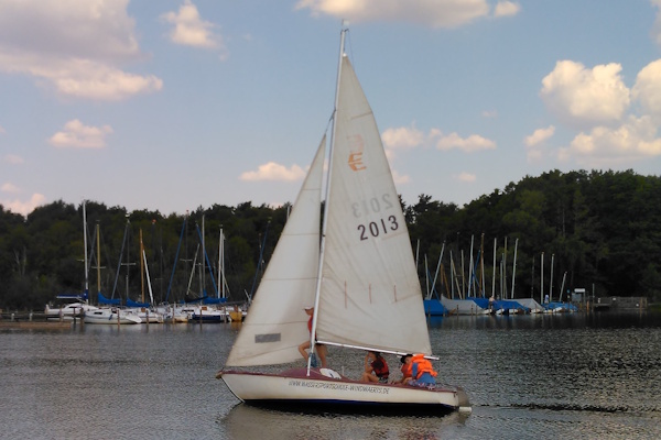 Segeln beim Segelcamp am Innerstestausee