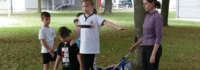 Kinder balancieren