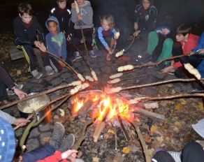 Lagerfeuer in den Feriencamps bei Duisburg
