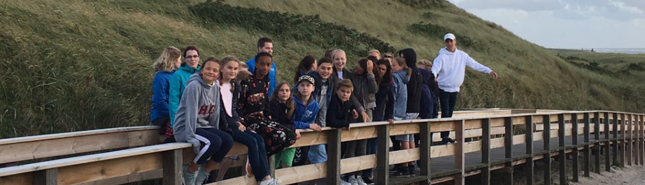 Gruppenfoto vor der Düne