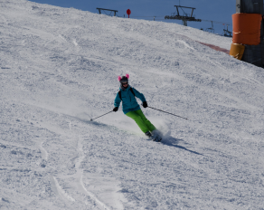 Carving im Snowboard- & Skicamp Kössen