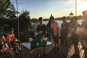 Englisch Präsentation auf der Terrasse