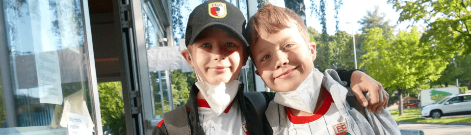 Glückliche Kinder