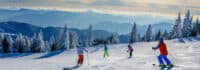 Kinder beim Skifahren auf der Tauplitzalm