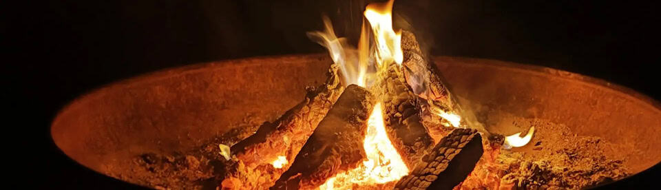 Knisterndes Lagerfeuer