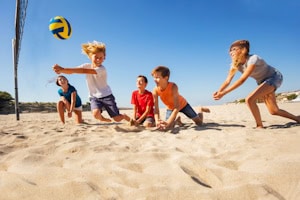 Beach-Volleyball am Strand