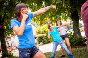 Selbststärkung im EmpowerLand Teens Camp in Bayern