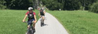 Jugendliche beim Radfahren