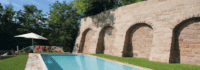 Pool an Burgmauer