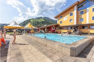 Pool im Jugendclub