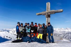Gruppe im Jugend Wintercamp in Saalbach
