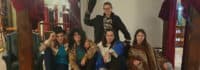 Jugendliche spielen Theater