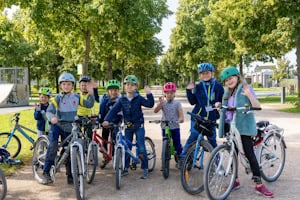 Kinder im Fahrradcamp