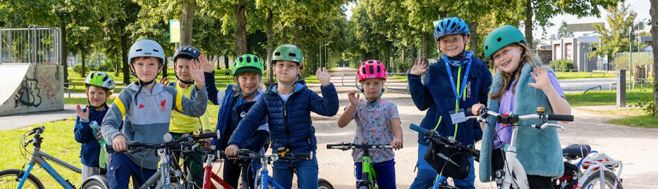 Kinder im Fahrradcamp