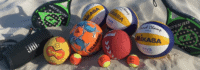 Sportgeräte im Sand