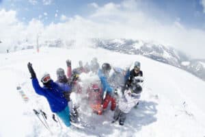 Gruppenfoto mit Schnee